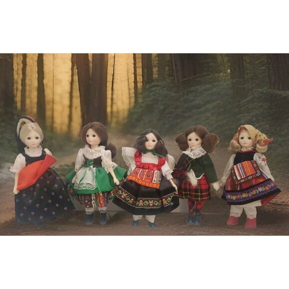 Lot Suzanne Gibson International Dolls Germany Poland Scotland Ireland Italy - Picture 1 of 11